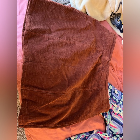 Corduroy brown button skirt - Picture 3 of 7